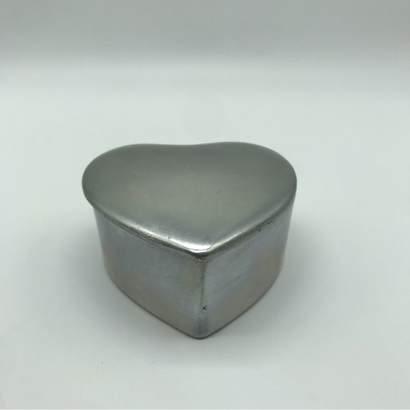 Vintage Jewelry Trinket Box Pewtarex York Silver Pewter Heart Shaped Keepsake - Picture 3 of 14